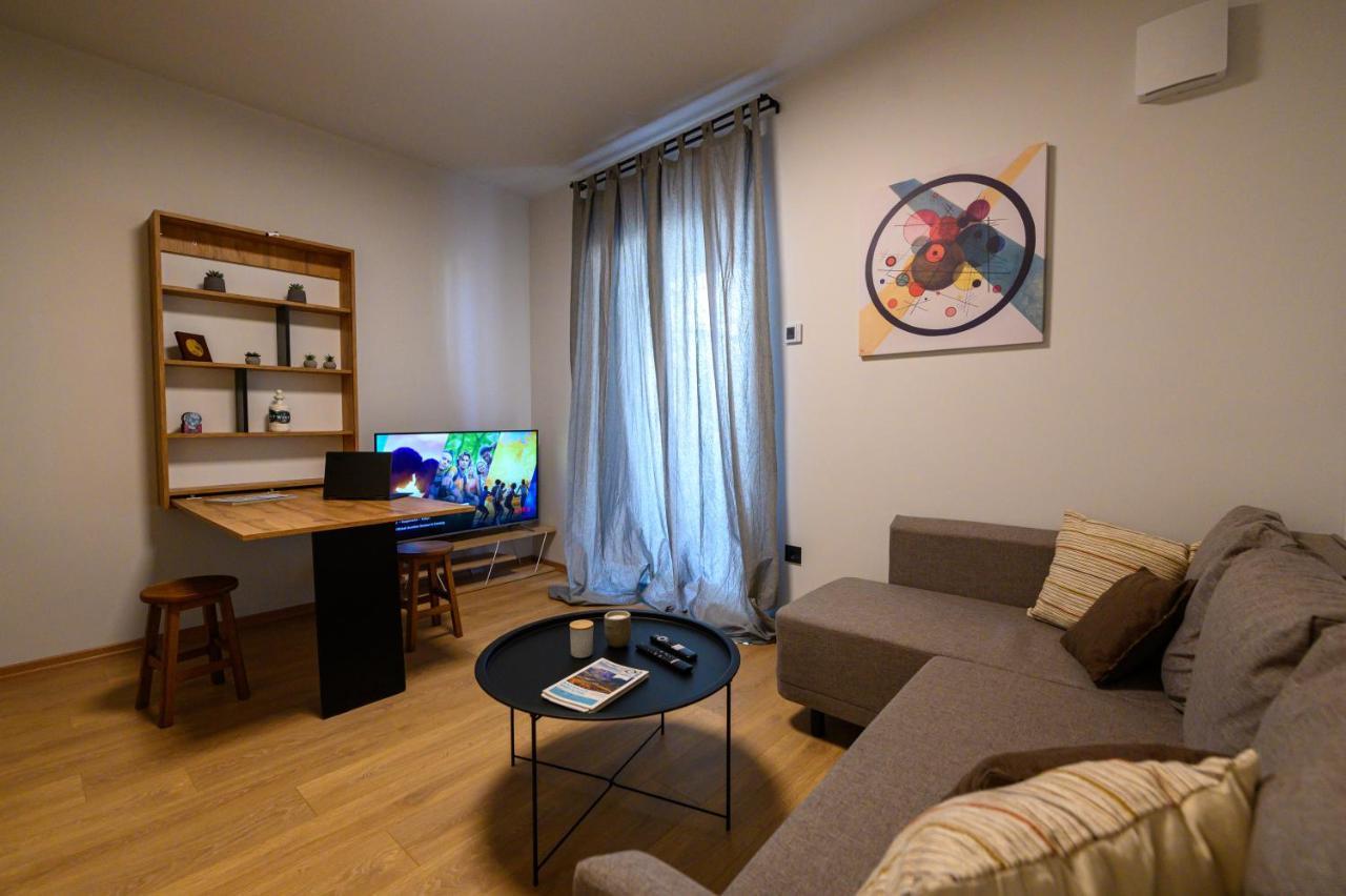 Plato 42 Apartment Kalamata Ngoại thất bức ảnh