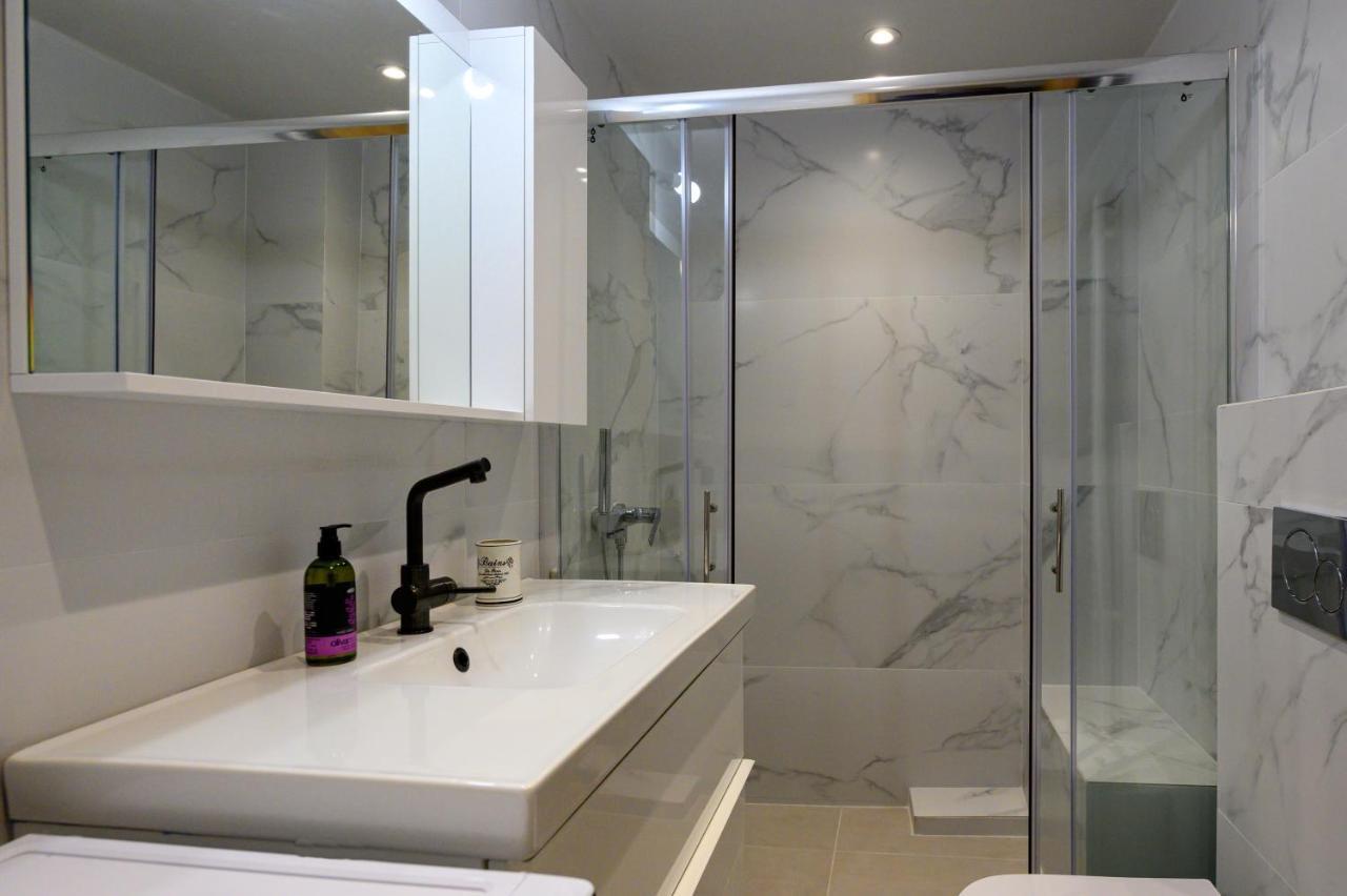 Plato 42 Apartment Kalamata Ngoại thất bức ảnh